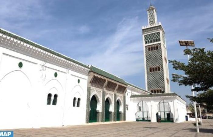 The Great Mosque of Dakar, an architectural jewel attesting to the centuries-old spiritual links between Morocco and Senegal (Box)