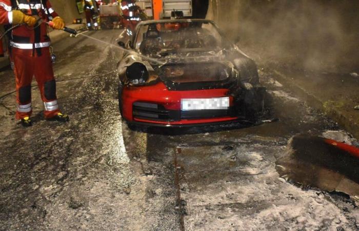 Their car catches fire in a tunnel, they try to fight the flames