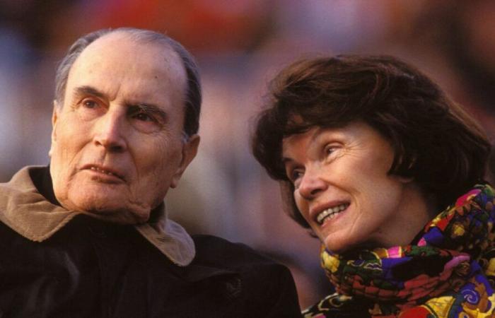 her lover lived under the same roof as her and François Mitterrand