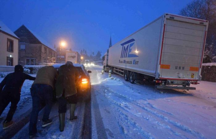 because of the snow, nearly 2,500 trucks blocked on the A36, truck drivers singled out