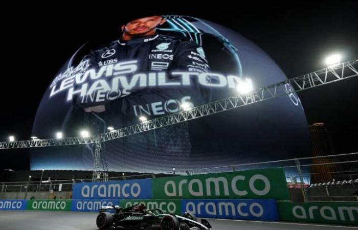 Lewis Hamilton (Mercedes) dominates the first day of testing for the Las Vegas Grand Prix