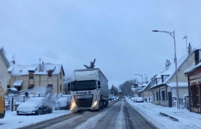 On the roads of Orne, heavy goods vehicles blocking traffic