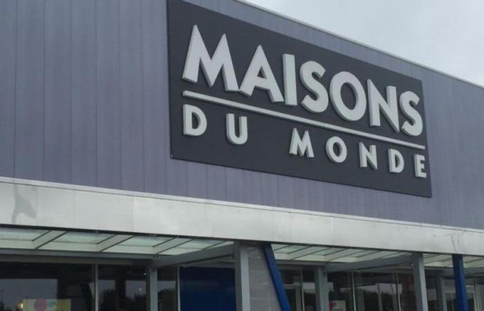 Maisons du Monde hits hard with big promotions on Christmas decorations