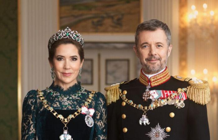 Mary of Denmark recycles symbolic outfit on new official portraits