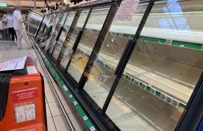 a hypermarket forced to throw away all its fresh produce after a power cut