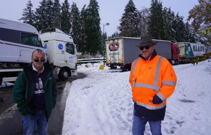 Shipwrecked on the road in Orne, truckers Jean-François and Eric testify