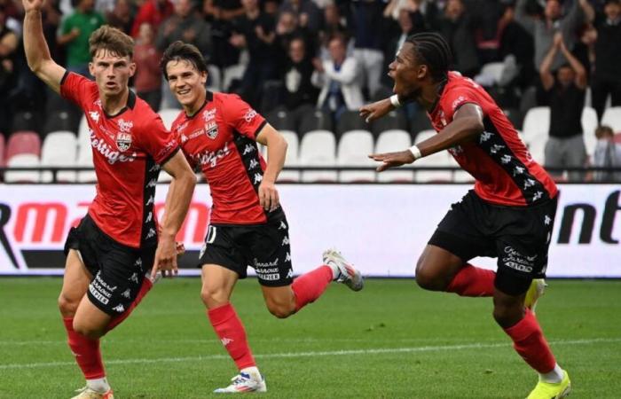 Clermont catches Metz, Guingamp outclasses Amiens