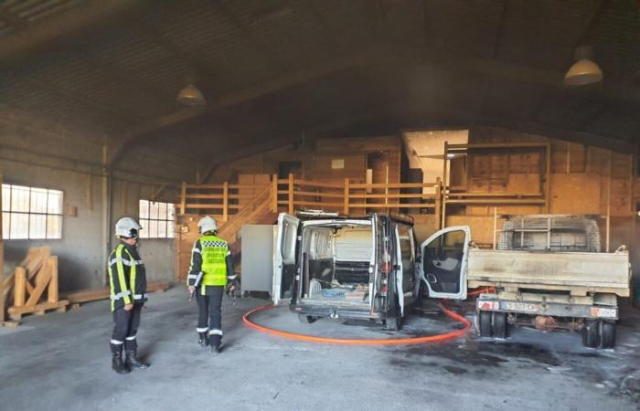 A violent fire breaks out in a hangar in Gard: two vehicles destroyed