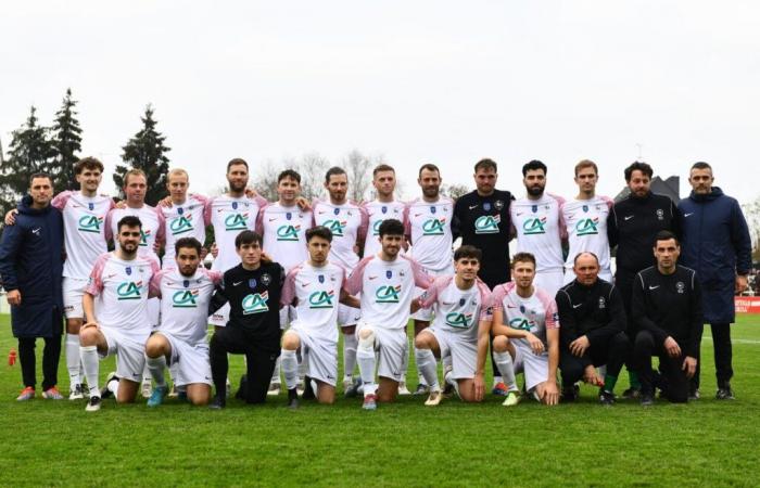 These star journalists from beIN Sports will comment on the match of a small Breton club