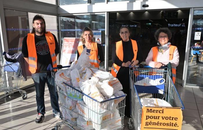 Volunteers are on deck this weekend in the Gers for the Food Bank's major national collection