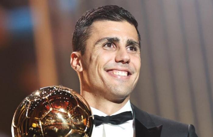 Rodri's spectacular Ballon d'Or presentation before Manchester City