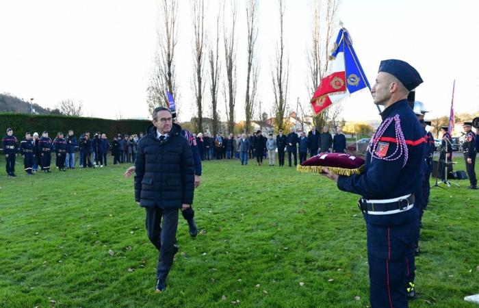 The Minister of the Interior completed his visit to the town devastated by the flood of October 17 in Haute-Loire