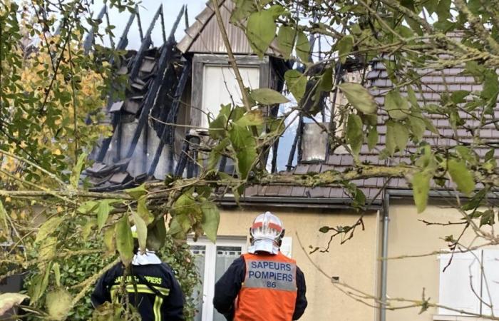 a house destroyed by fire in Vouillé