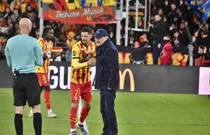 Guard of honor, special flocking, kick-off… RC Lens celebrated Gervais Martel