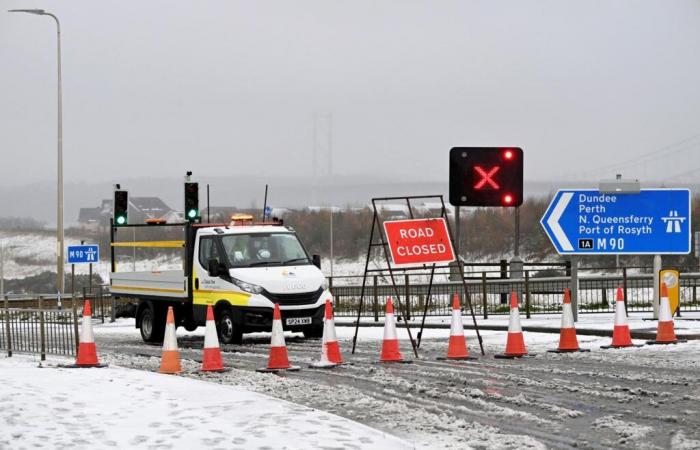 Storm Bert causes severe disruption in the United Kingdom and Ireland; at least one dead in England