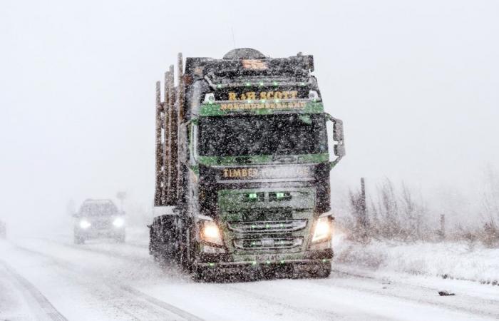 Storm Bert latest: Met Office issues severe ‘multi-hazard’ warning as snow, rain and wind to batter the UK