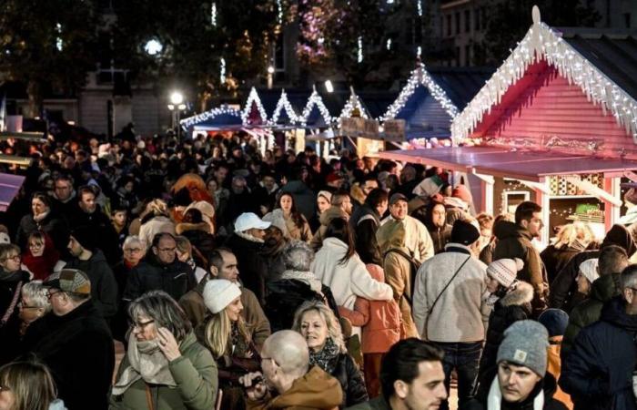 Mascot, fuss and mulled wine… For its first day, the Caen Christmas market is full