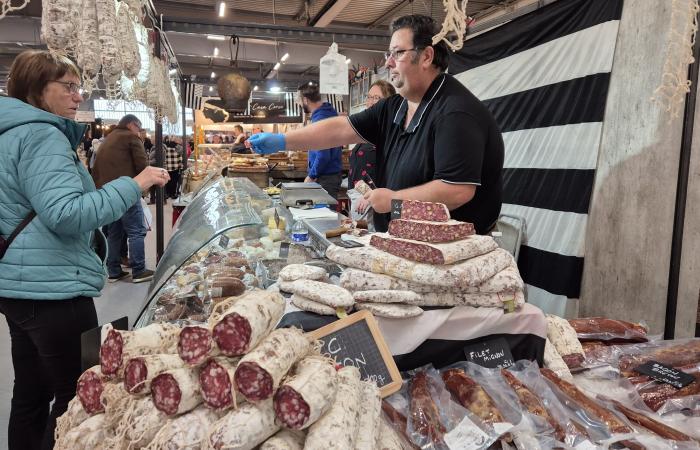 at the Mer et Vigne show, consumers are “more careful than before”