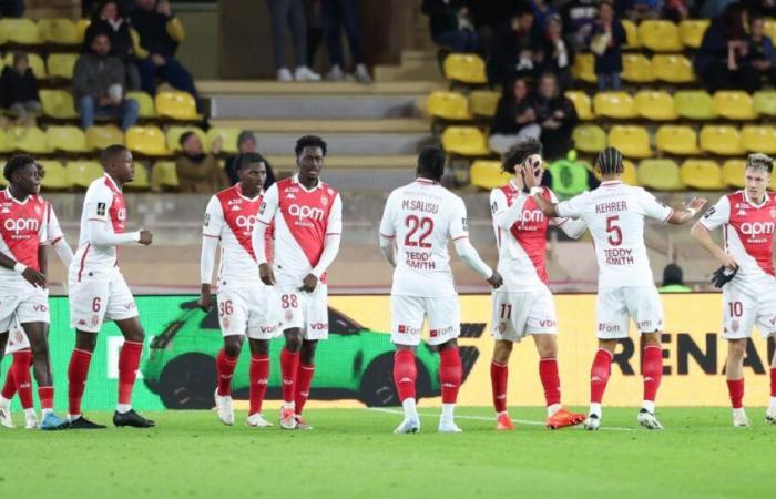 Brest in distress in Monaco at the break