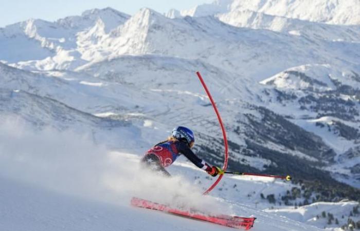 Mikaela Shiffrin leads the Gurgl slalom after the first run