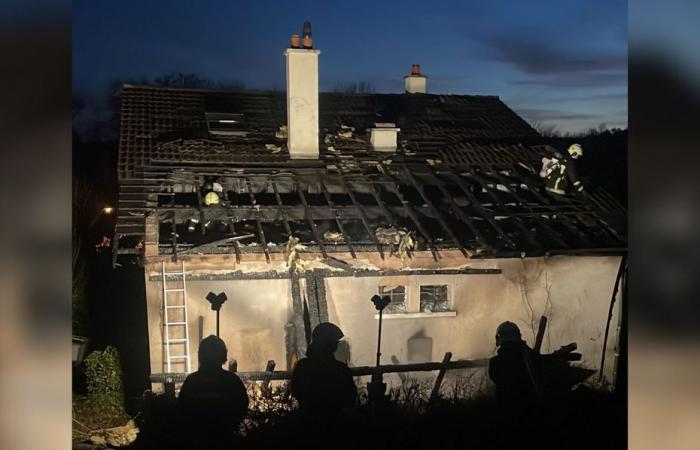 a pyre fire attacks a pavilion, the roof is partly destroyed