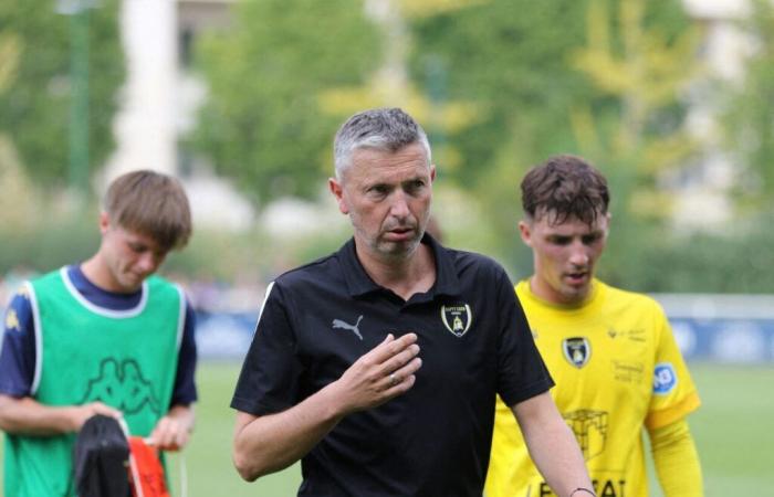 ASPTT Caen plays against the Ajaccio reserve