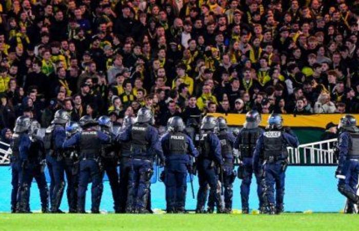 What does Nantes risk after the incidents against Le Havre?