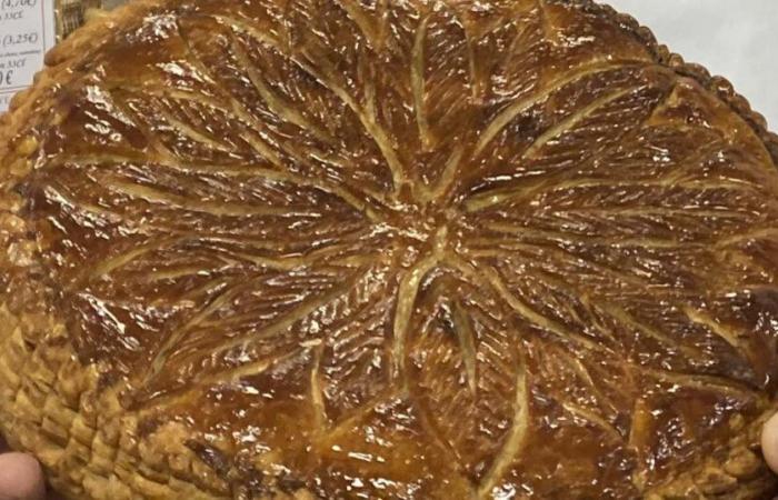 Haute-Loire. The final of the best almond pancake in France will take place in Bains