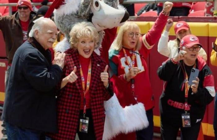 Love at first sight between the Chiefs and Hallmark Christmas movies