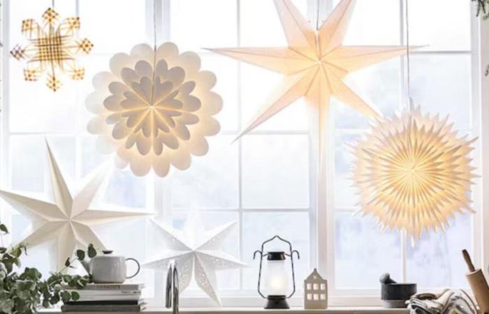 The IKEA Christmas star lampshade, out of stock last year, is now back in a version… in linen!