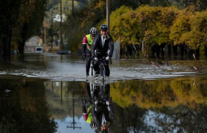 Forecasts Warn Of Possible Winter Storms Across U.S. During Thanksgiving Week