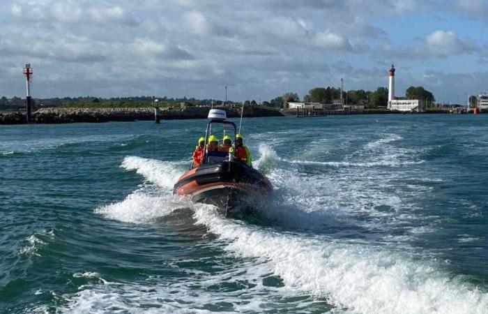 a windsurfer rescued off the Côte de Nacre