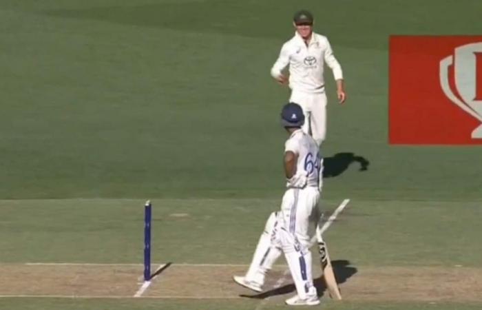 Yashasvi Jaiswal dares Marnus Labuschagne to run him out, stands outside crease in audacious move during Perth Test