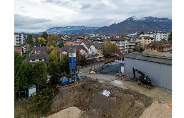 La Matinale A major mine-clearing operation in Annecy, the ski resorts launch the winter season, the poignant tribute to the victims of the Taninges tragedy… The main news for this Sunday