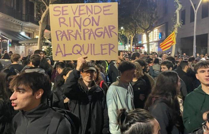 REPORTING. “I will end up leaving my city”: in Barcelona, ​​residents protest against the edifying surge in rent prices