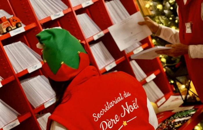 In Essonne, children can send their letter to Santa Claus with La Poste