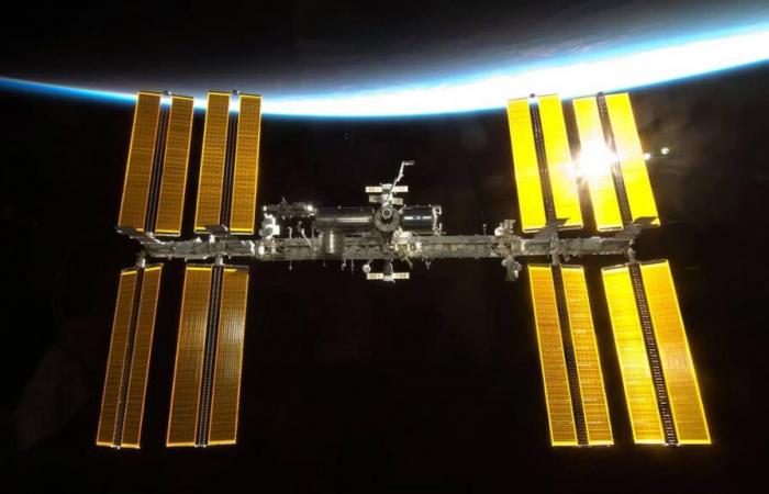 Air leak in space station reaches unprecedented level and worries NASA