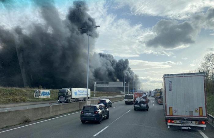 thick black smoke visible from the A6, a large fire in progress