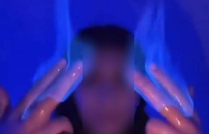 “If you could stop it would suit me”: young people set their fingers on fire on TikTok, rapper Jul intervenes