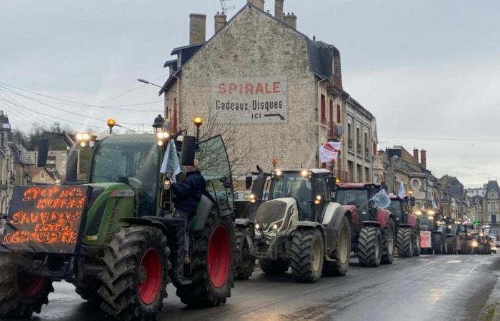 the convoys set off throughout the Ardennes