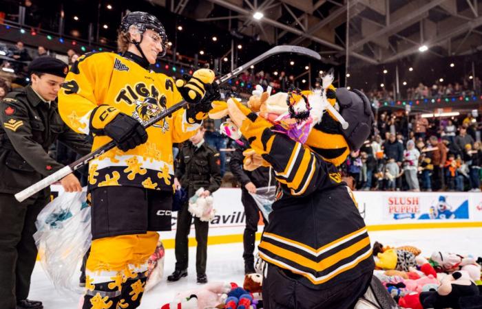 Victoriaville Tigers | The return of PO Roy and a difficult to digest doggie match