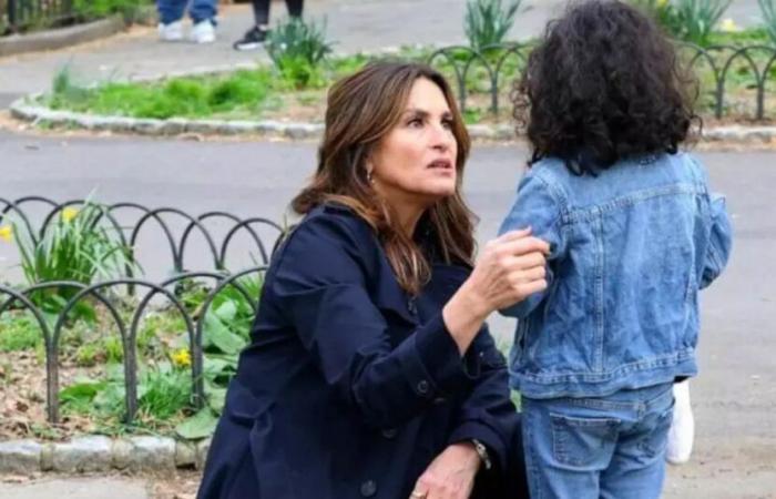 Lost Child Mistook Mariska Hargitay for a Real Cop & the SVU Star Dropped Everything to Help