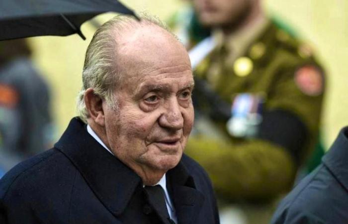 Former King Juan Carlos targeted by complaint for tax irregularities