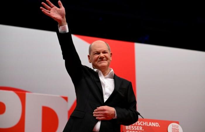 Olaf Scholz launches battle for a second term