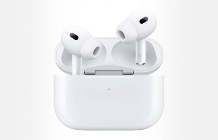 Apple headphones are at a knockdown price before Christmas