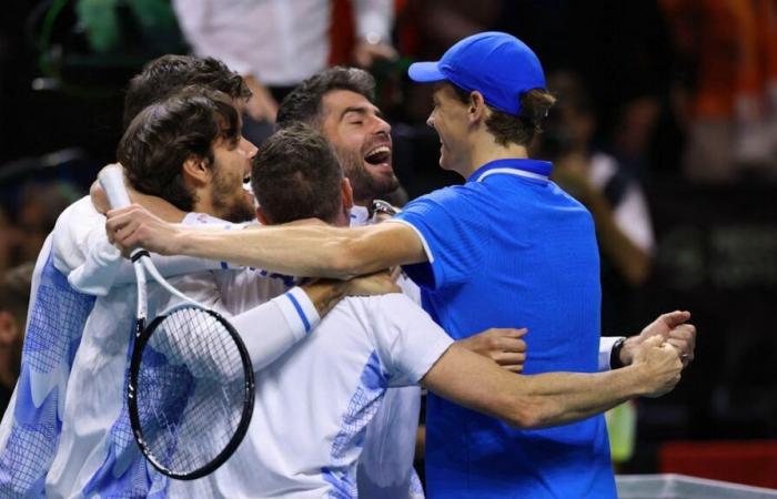 Italy retains Davis Cup title