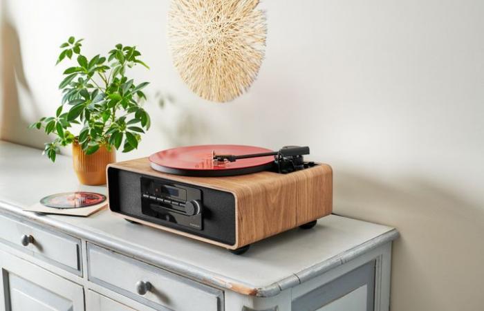 Six vintage gift ideas for listening to retro audio