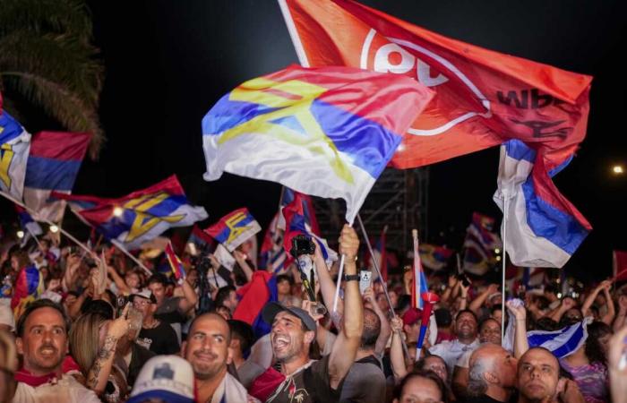 Uruguay leftist candidate elected president : NPR