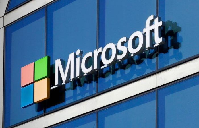 Microsoft outage affects Outlook, Teams, other apps