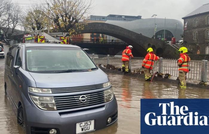 Storm Bert to cause further disruption in UK after ‘devastating’ floods | UK weather